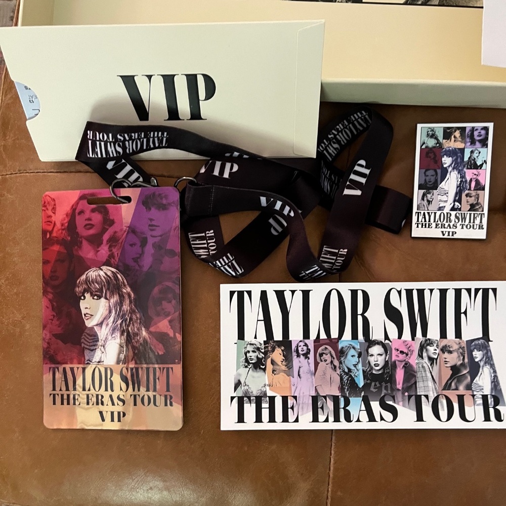 Taylor Swift Eras Tour VIP Box - Picture 4 of 7